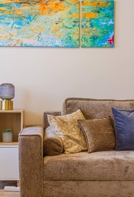 Roomy Apartment 80Sqm At City Center Free Parking Space, Ac & Balcony Budapest Extérieur photo