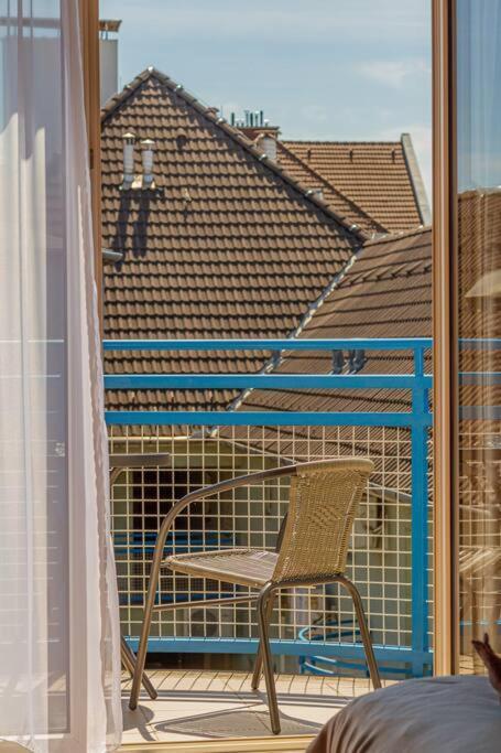Roomy Apartment 80Sqm At City Center Free Parking Space, Ac & Balcony Budapest Extérieur photo