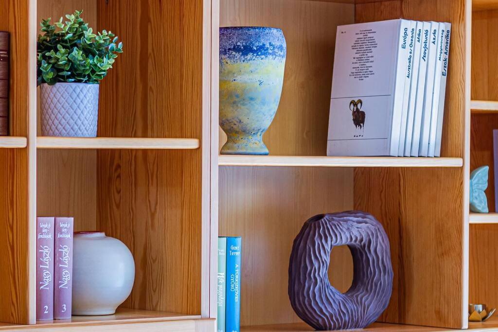 Roomy Apartment 80Sqm At City Center Free Parking Space, Ac & Balcony Budapest Extérieur photo