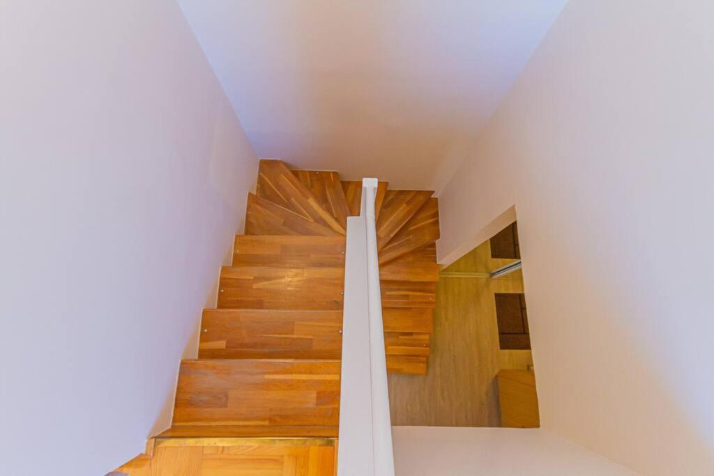 Roomy Apartment 80Sqm At City Center Free Parking Space, Ac & Balcony Budapest Extérieur photo