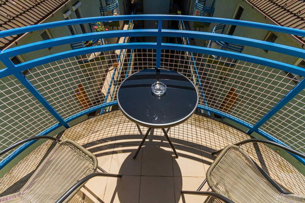 Roomy Apartment 80Sqm At City Center Free Parking Space, Ac & Balcony Budapest Extérieur photo