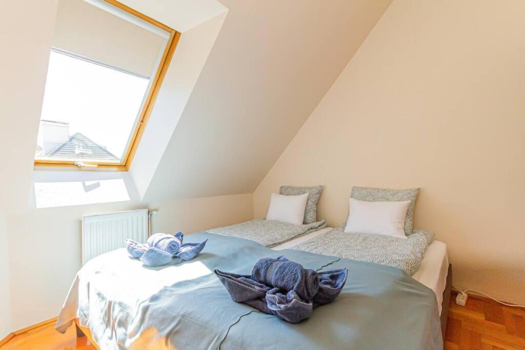 Roomy Apartment 80Sqm At City Center Free Parking Space, Ac & Balcony Budapest Extérieur photo