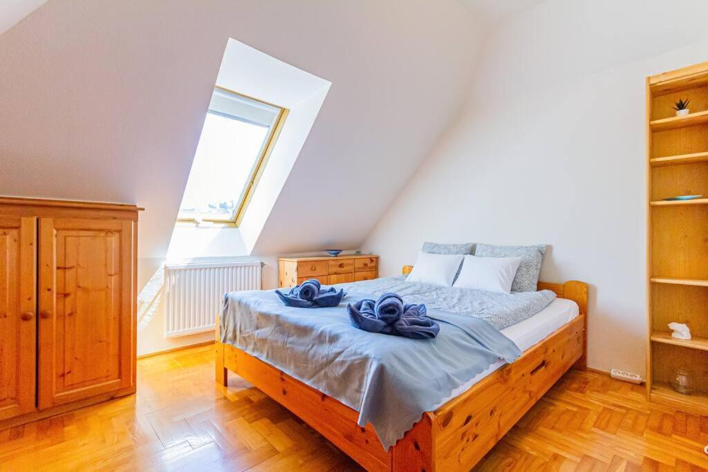 Roomy Apartment 80Sqm At City Center Free Parking Space, Ac & Balcony Budapest Extérieur photo